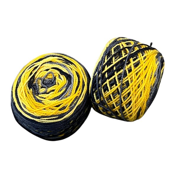 Hand-Dyed Yellow & Black Gradient Sock Yarn Balls Set of 2 - Picture 3 of 3